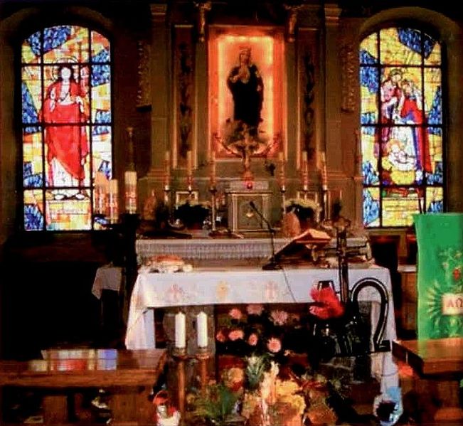 Plik:Kosciol straduny 2.jpg