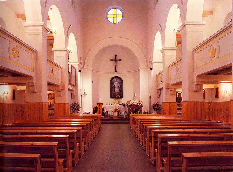 Plik:Kosciol karolina biskupiec 4.jpg