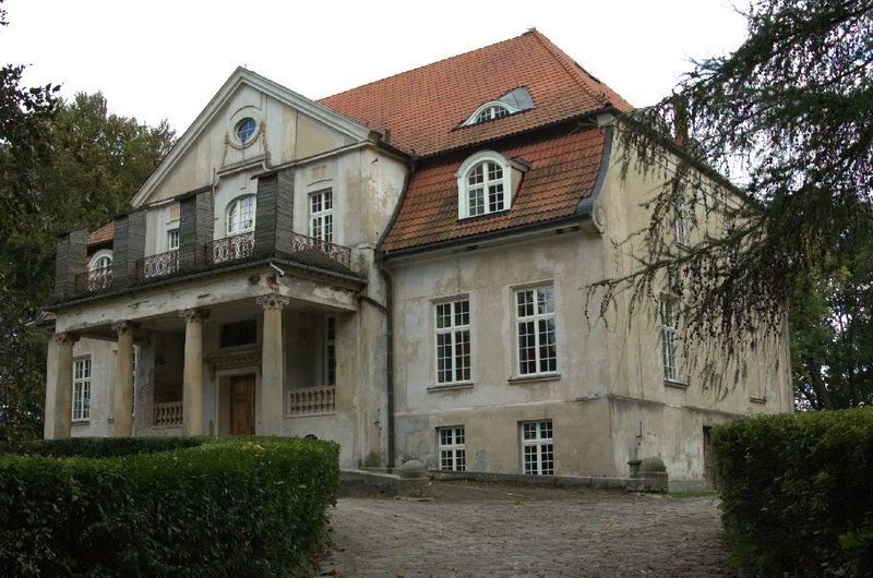 Plik:Dwor drulity 2.jpg