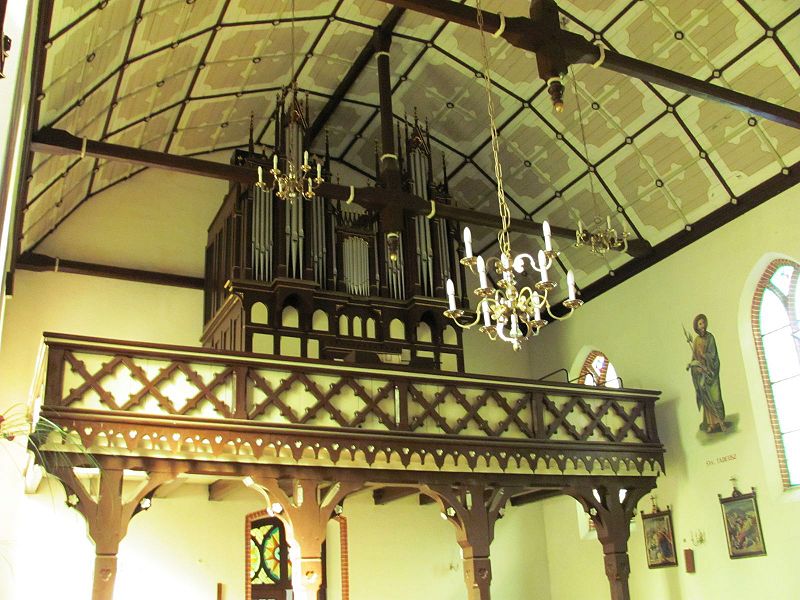 Plik:Kosciol serce pasym 4.jpg