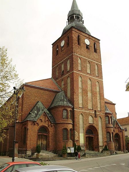 Plik:Kosciol jana biskupiec 1.jpg