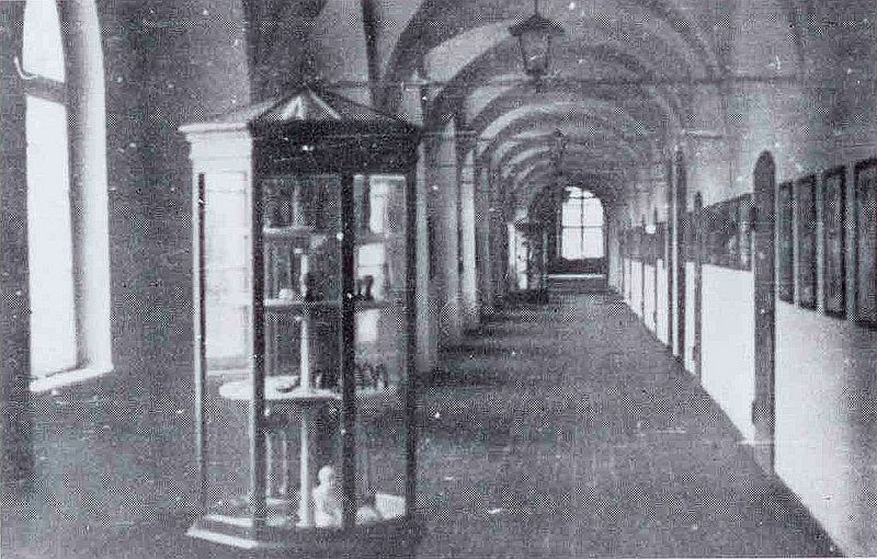 Plik:Gmach kolegium braniewo 3.jpg