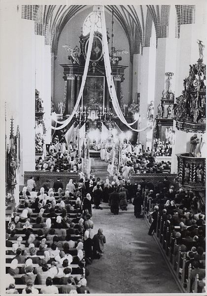 Plik:Bazylika dobre miasto 4.jpg