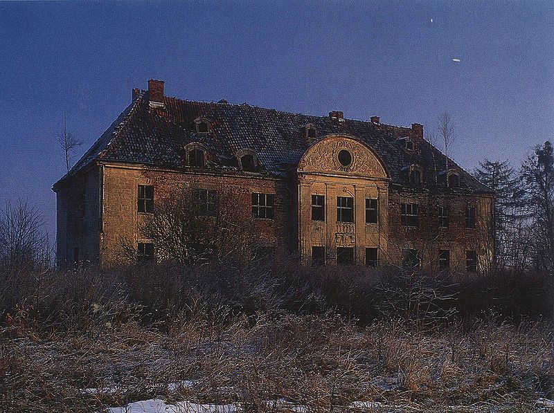 Plik:Palac masuny 1.jpg