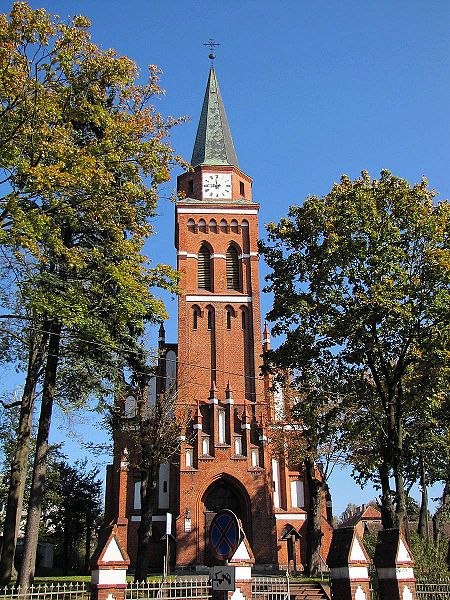 Plik:Kosciol wniebowziecia szczytno 1.jpg