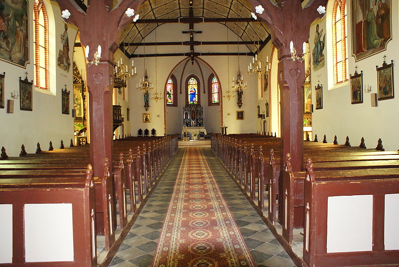 Plik:Kosciol serce pasym 3a.jpg