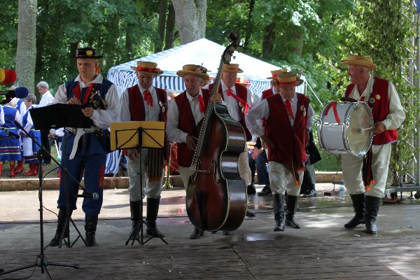 Plik:Jeziorany.2011.2.jpg