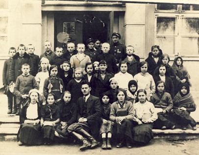 Plik:Bronisław marczyński w 1935.jpg