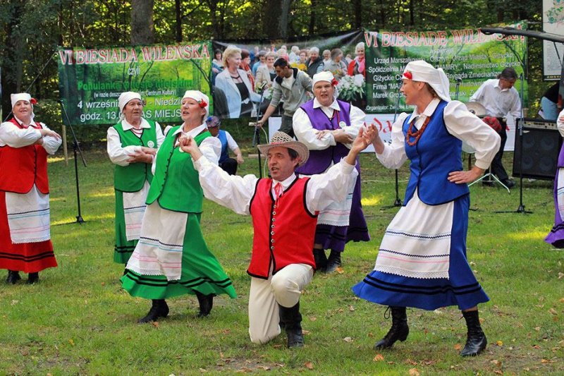 Plik:Biesiadawilenska2.jpg