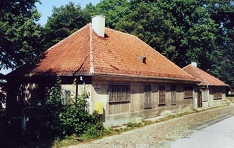 Plik:Mendelssohn e bettahara.jpg