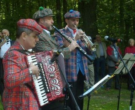 Plik:Biesiada wilenska 7.jpg