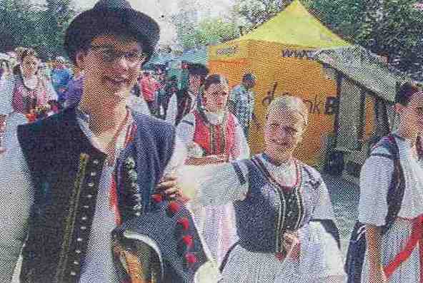 Plik:JarmarkFolkloru.2011.1.jpg