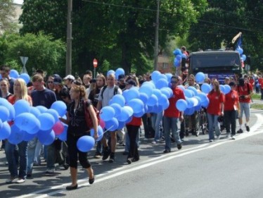 Plik:PochodPWSZ2009.jpg