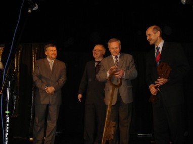 Plik:Klucze2005.jpg