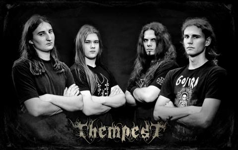 Plik:Thempest 2012.jpg