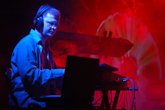 Plik:Piotr2005.jpg