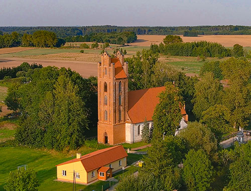 Plik:Tolkowiec. Kościół pw. św. Marcina.jpg
