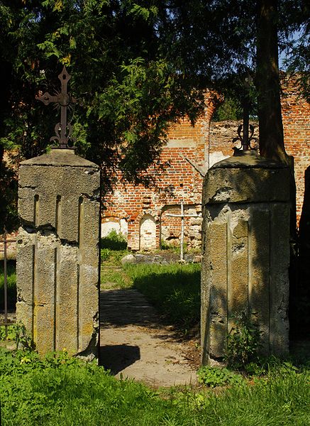 Plik:Kosciol osetnik 4.jpg